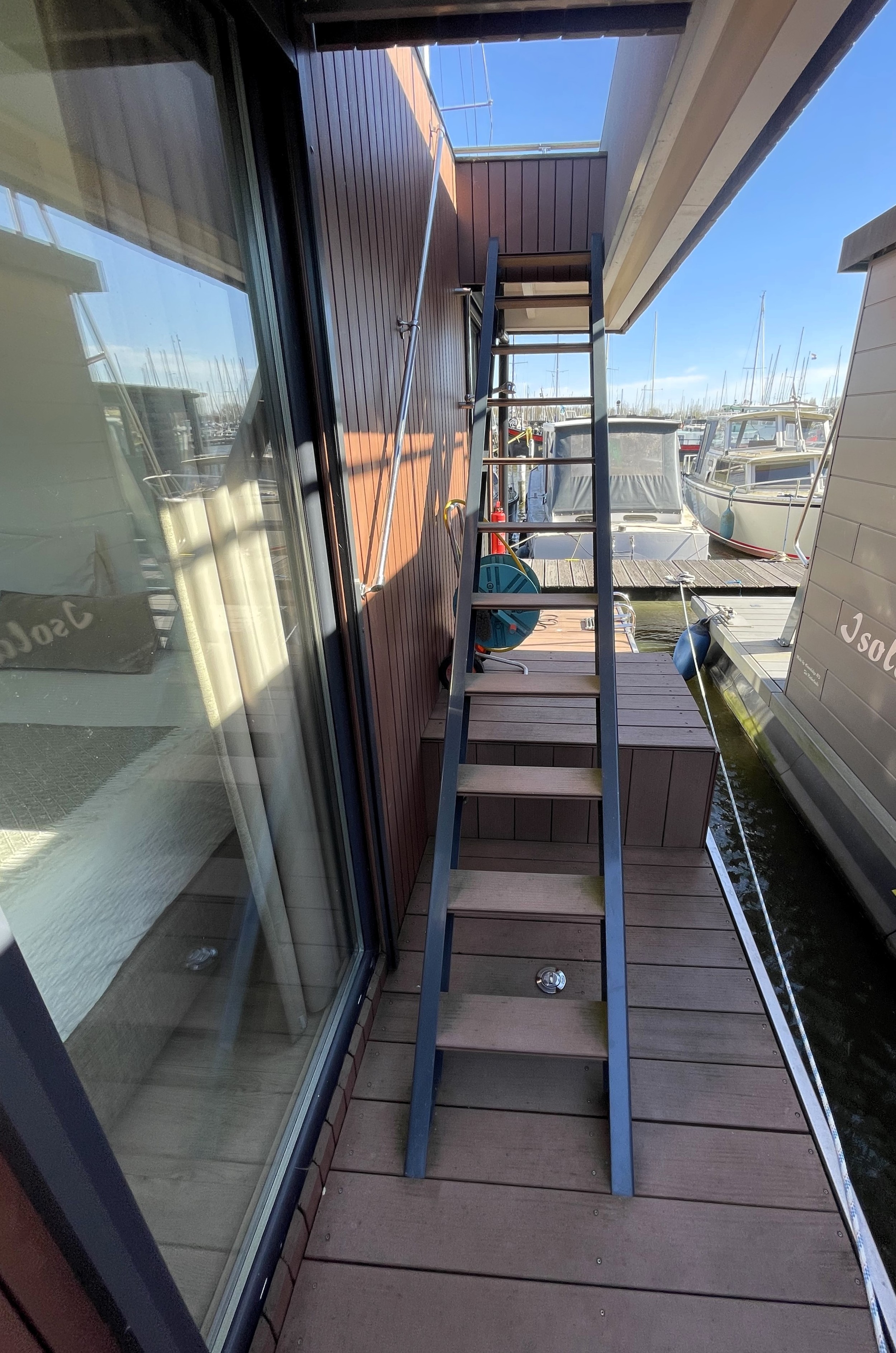 foto: 20 Surla 15 Houseboat Zelfvoorzienend