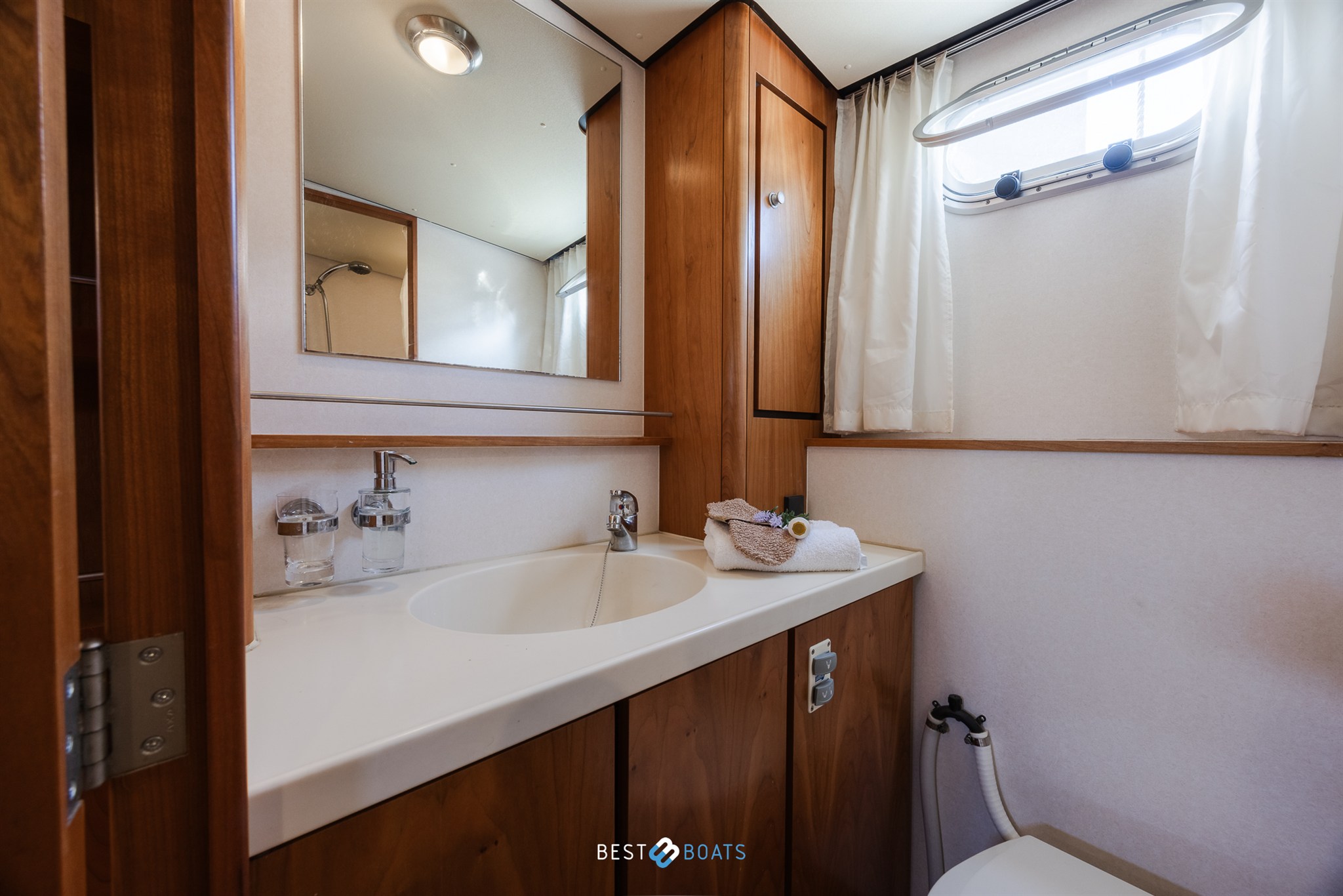 foto: 24 Linssen Grand Sturdy 40.9 AC