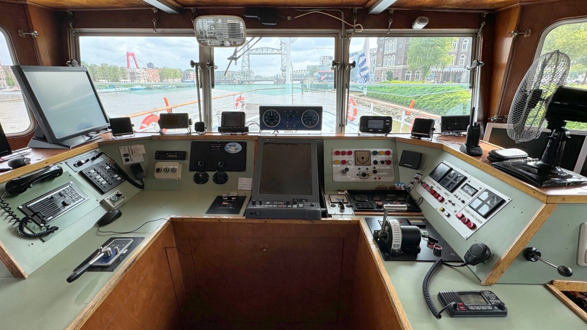 foto: 60 van der Werff Van der Werff Passagiersschip 50.00 VS