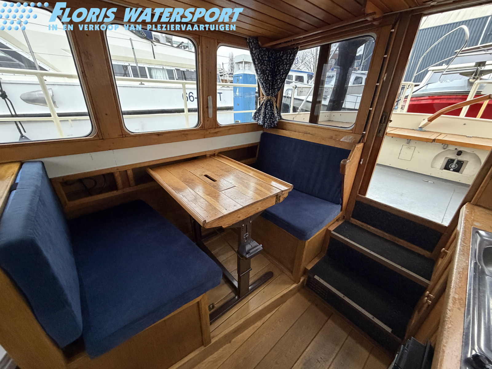 foto: 13 Jetten Bully 700