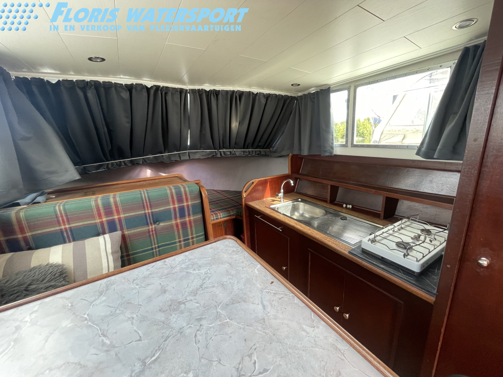 foto: 13 Polaris 800 Open Cabin