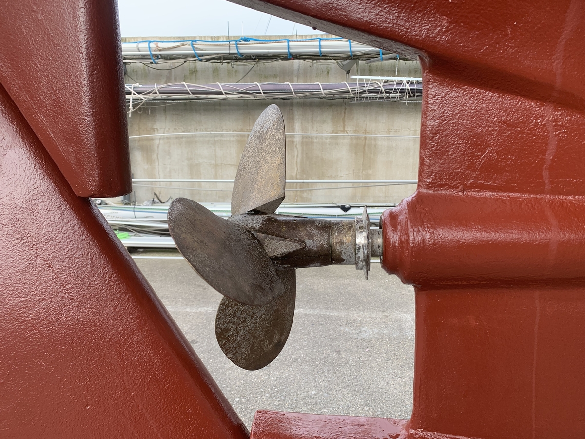 foto: 95 Puffin 42 Alu