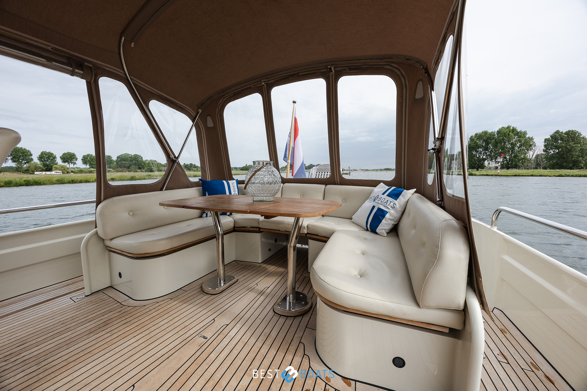 foto: 37 Linssen Grand Sturdy 430 AC MKII Diamond