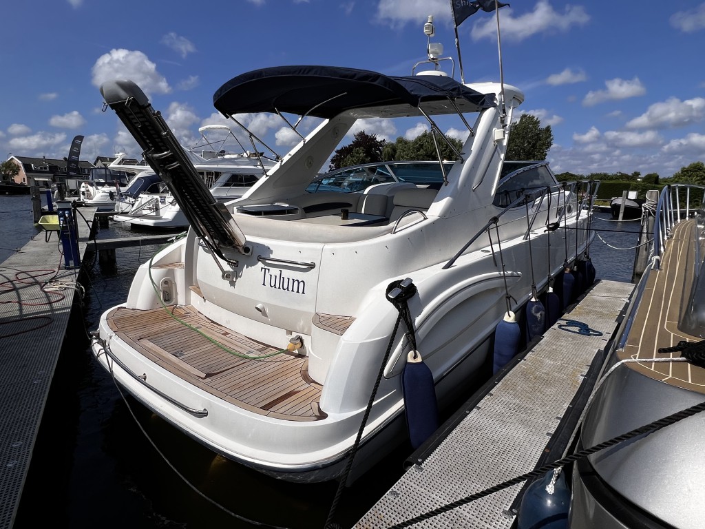 foto: 24 Sealine  S38