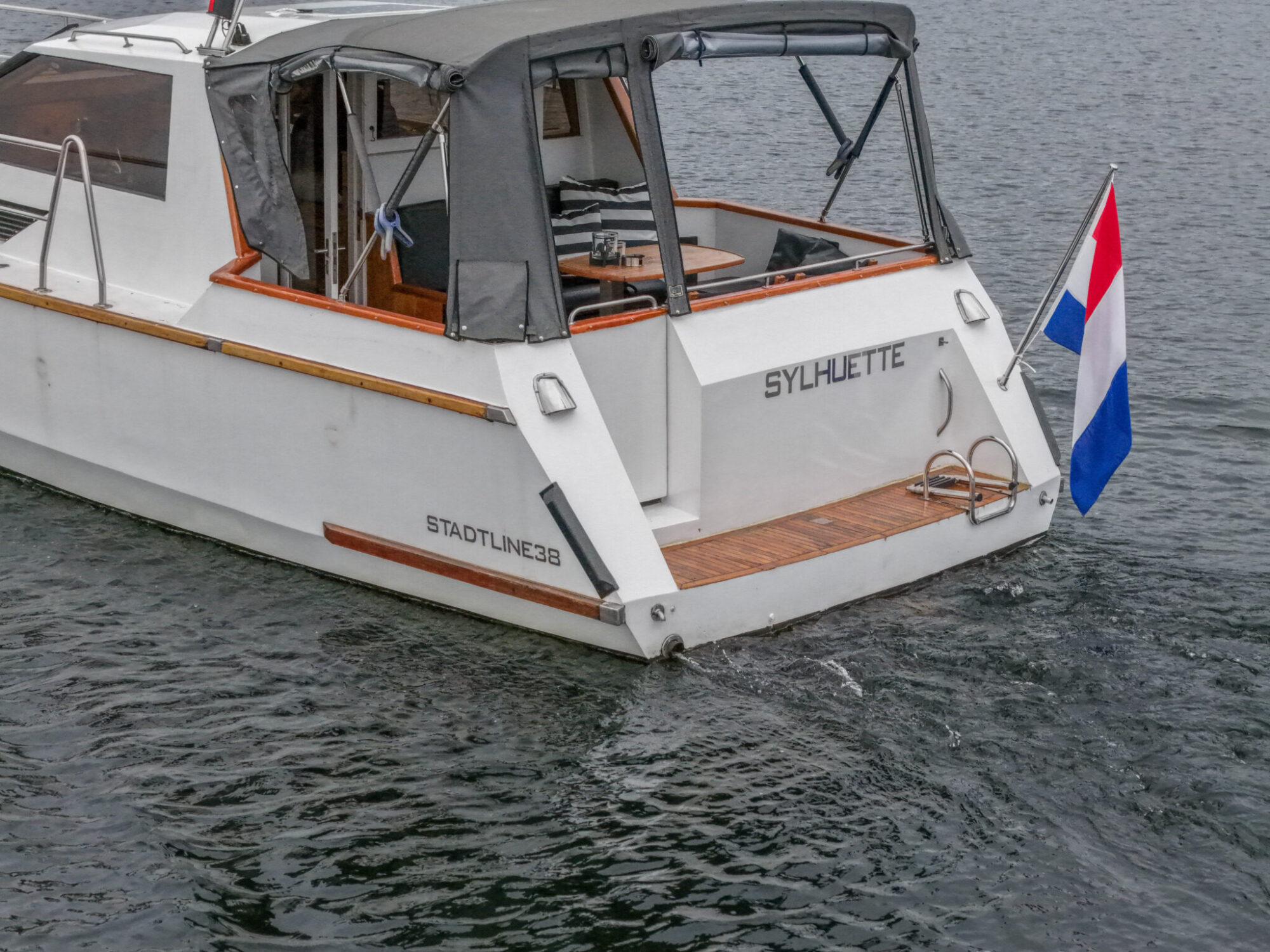 foto: 25 Stadtline Stadtline 38 OK Spiegeldeur