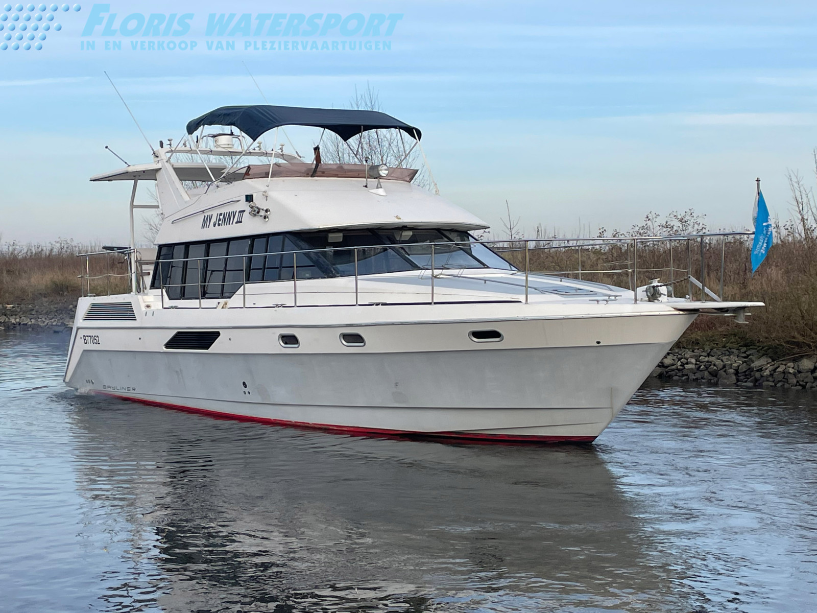 foto: 13 Bayliner 4387
