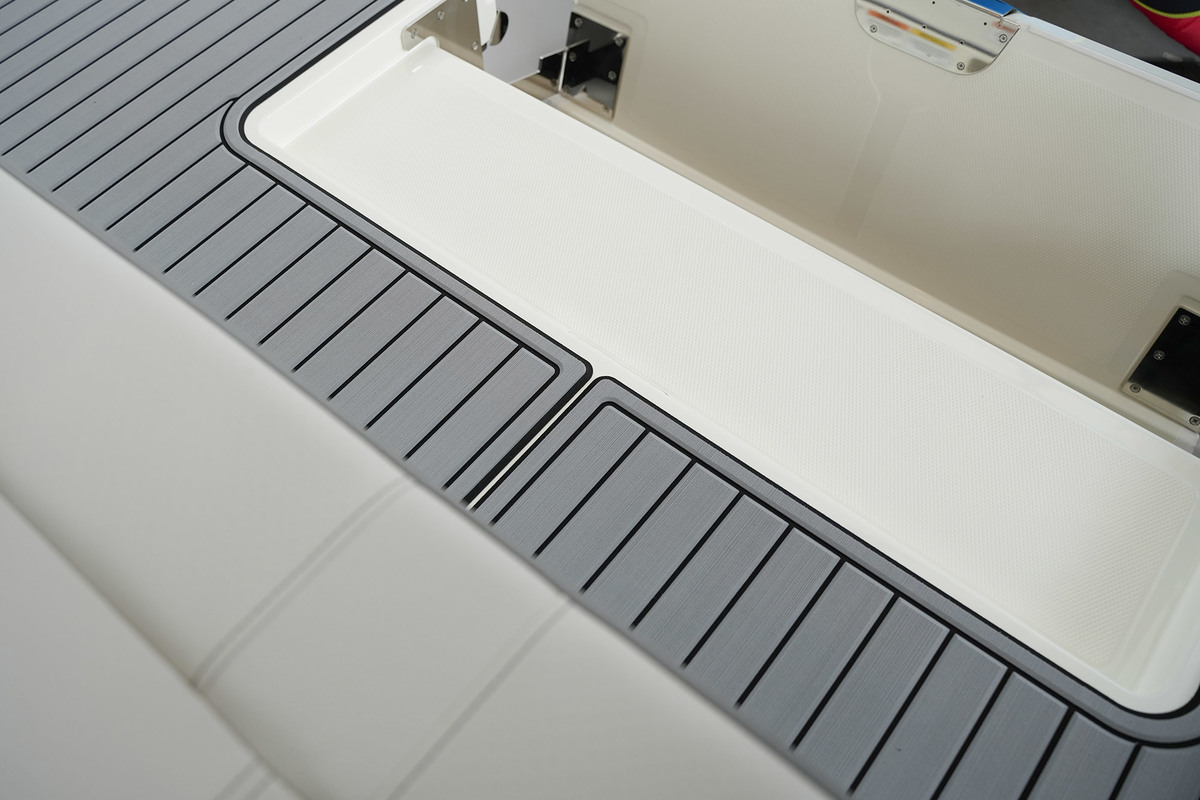 foto: 112 Sea Ray SDX 250