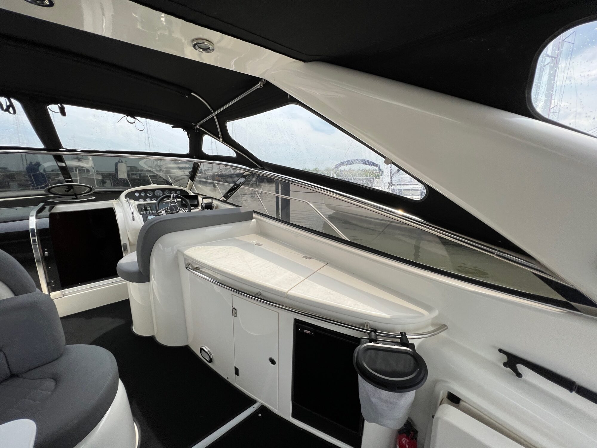 foto: 25 Sunseeker Sunseeker Camarque 47 Cabrio