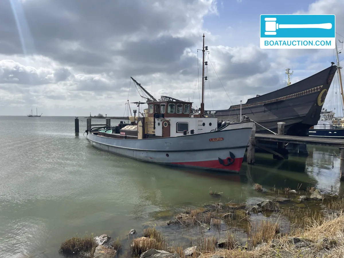 hoofdfoto: 1 Sleepboot 2200