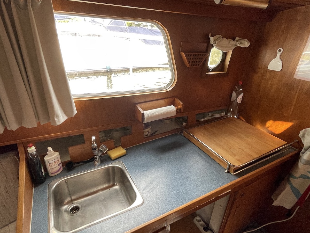 foto: 19 Beenhakker kotter 900