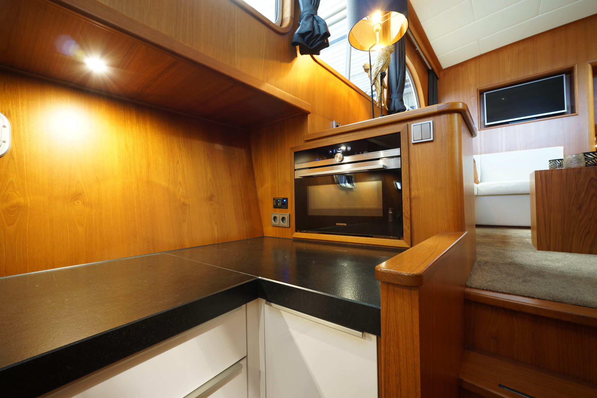 foto: 109 Hemmes Hemmes Kruiser 18.00 VS