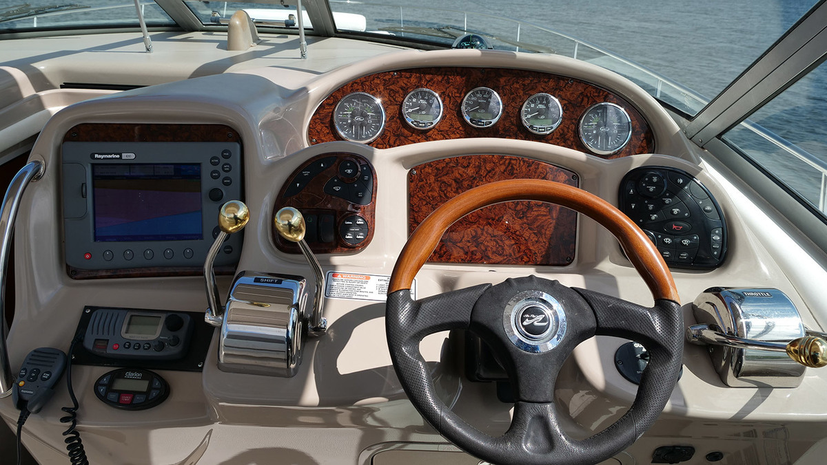 foto: 33 Sea Ray 340 Sundancer