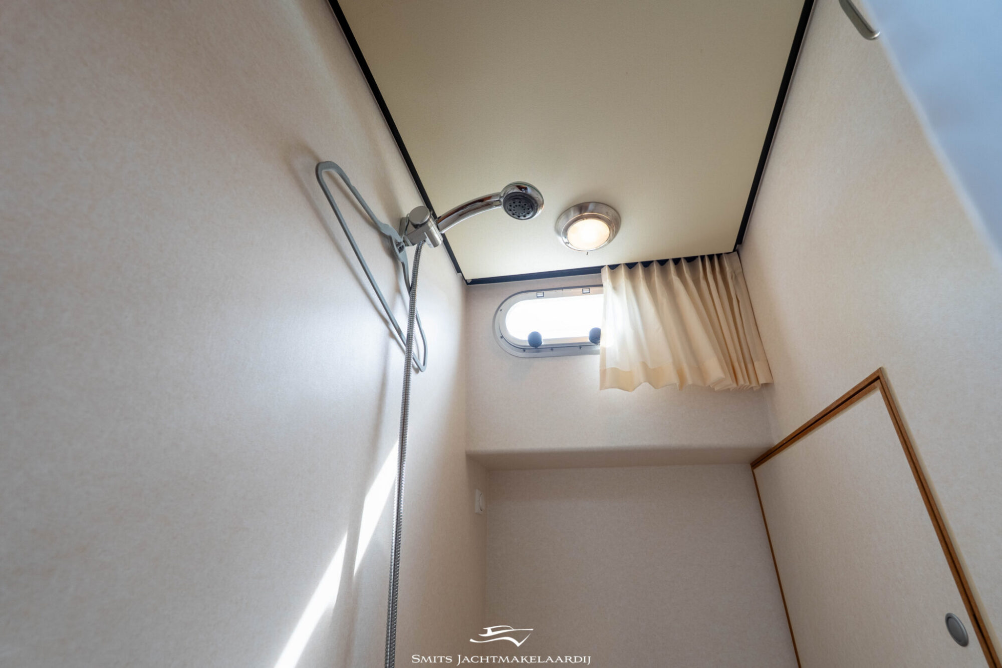 foto: 65 Linssen Linssen Grand Sturdy 43.9 AC