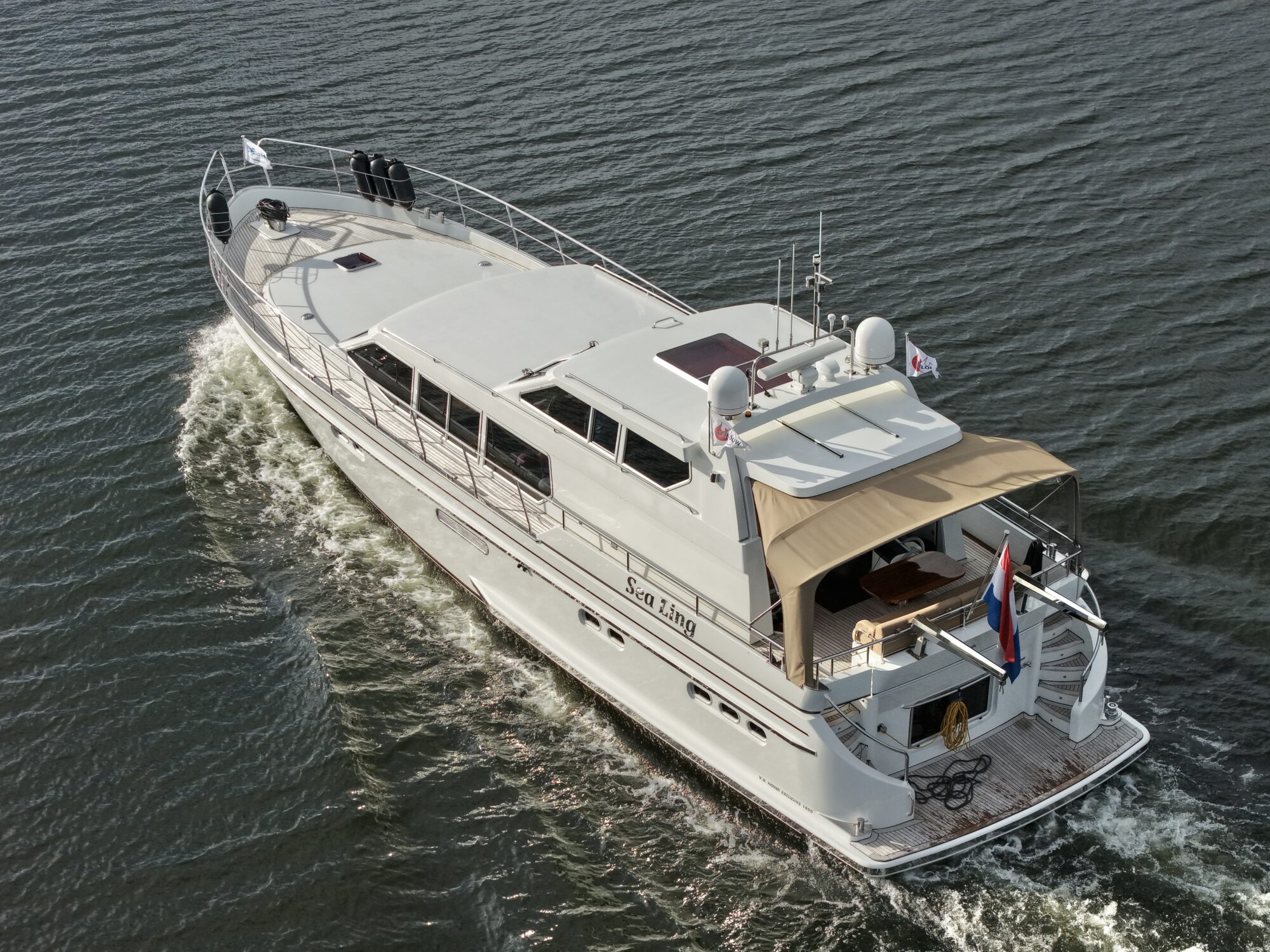 foto: 30 Van den Hoven Van den Hoven Exclusive 18.00 VS