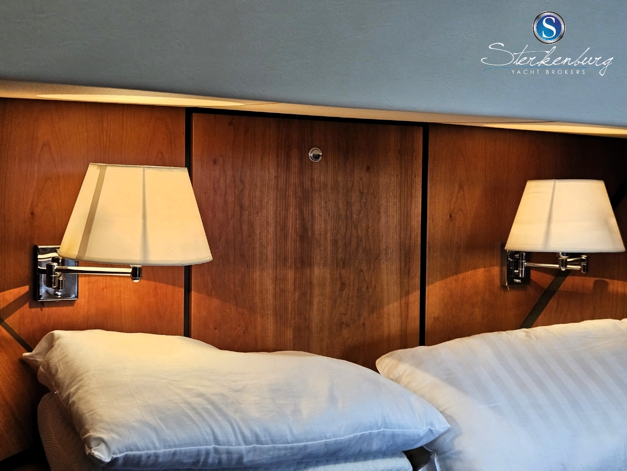 foto: 25 Linssen Grand Sturdy 40.9 Sedan Twin