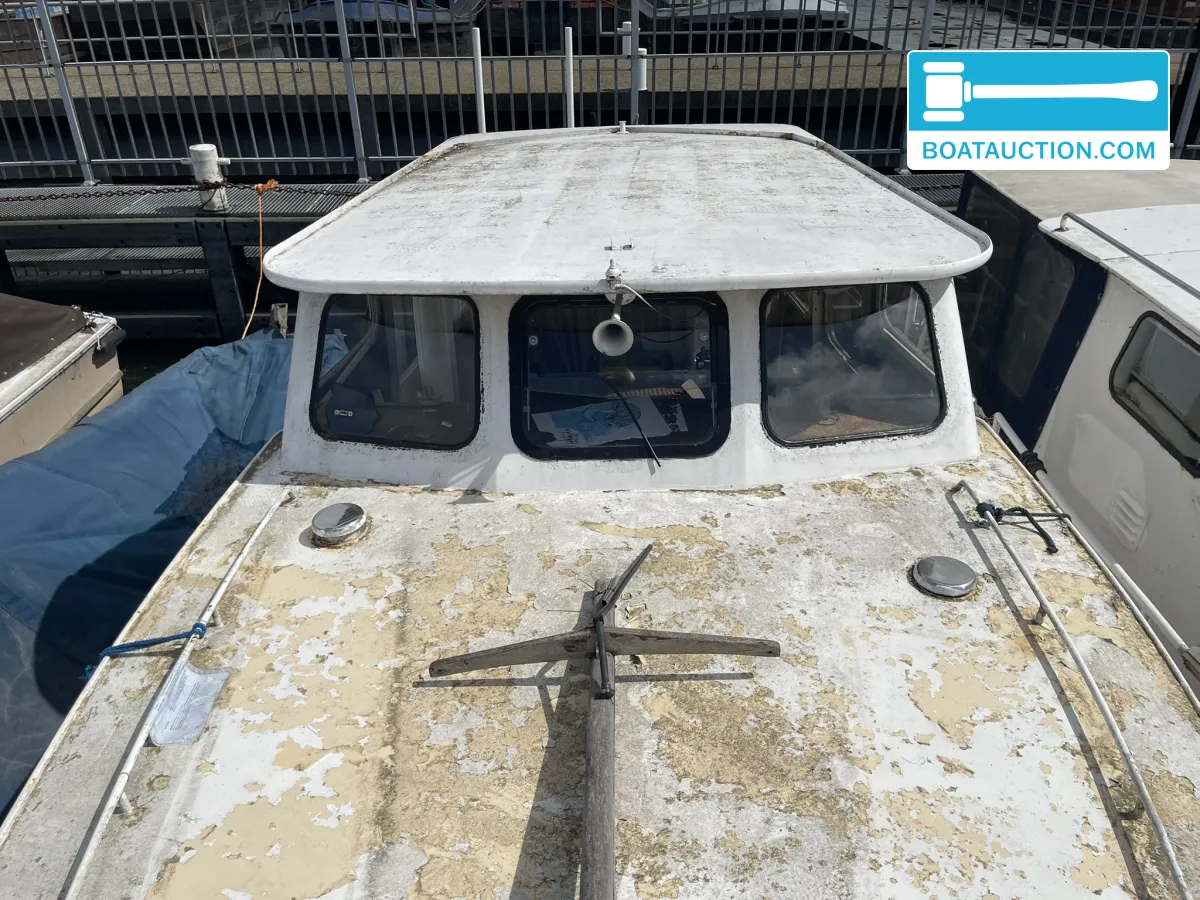 foto: 6 Motorboot 850