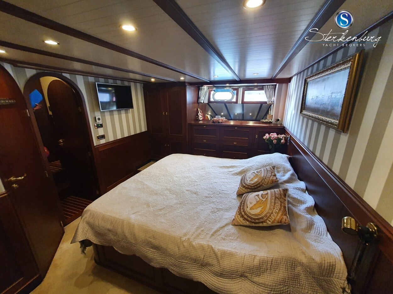 foto: 59 Alm Delfino 60