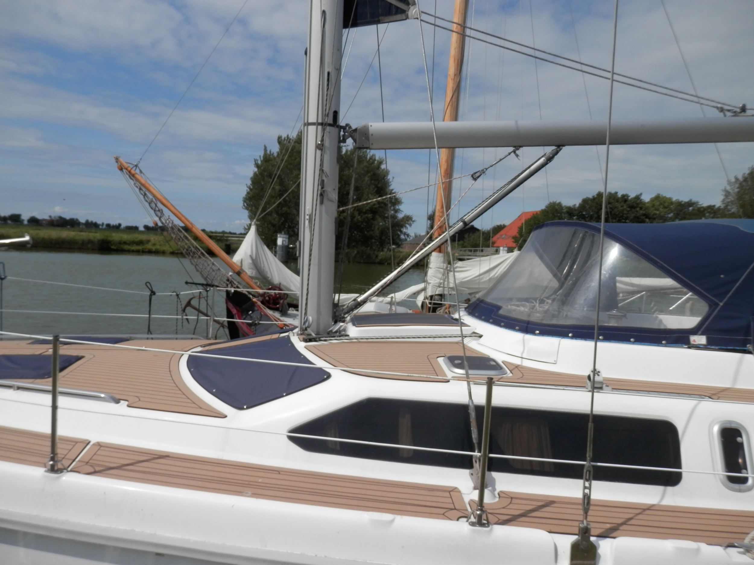 foto: 32 Hunter Passage 450