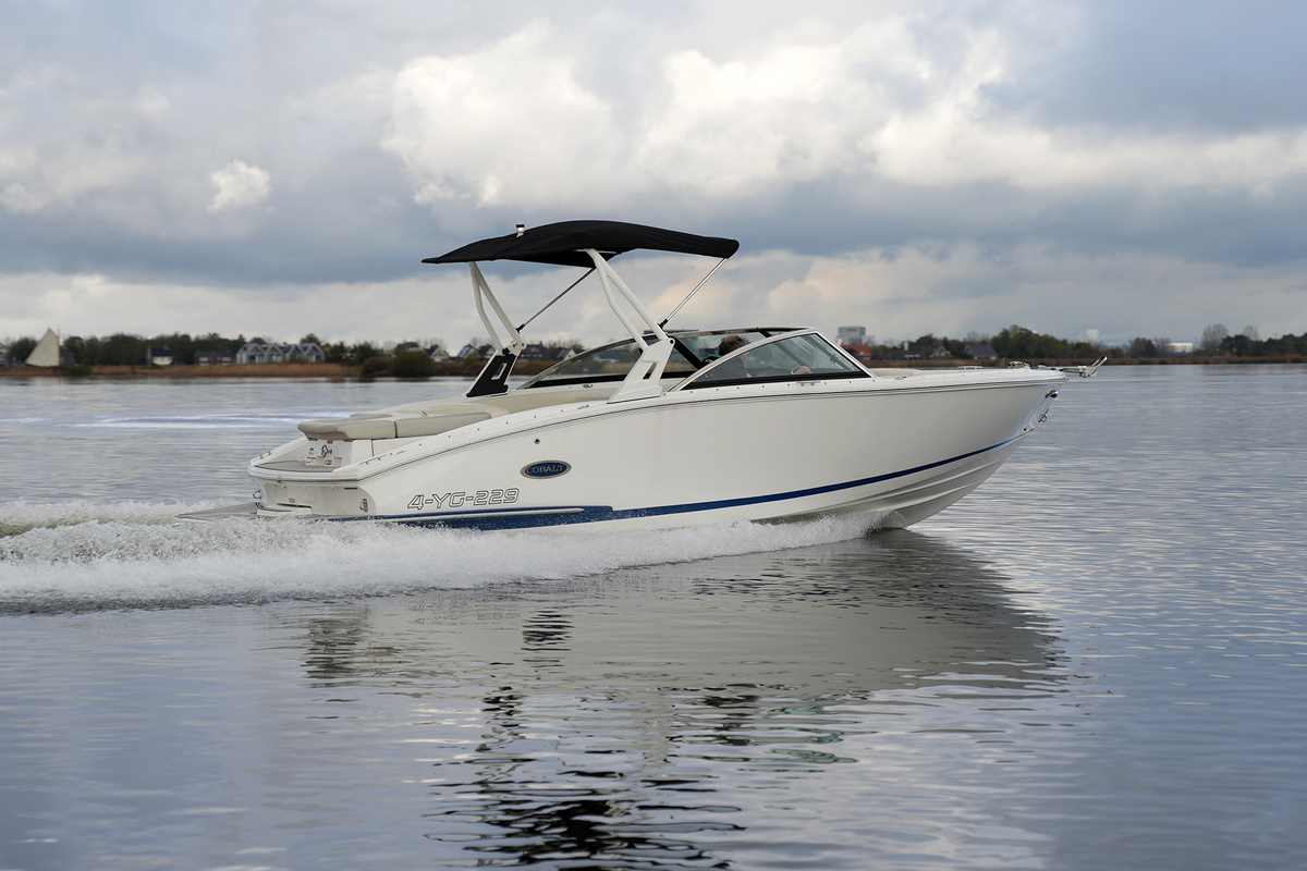 foto: 57 Cobalt CS23