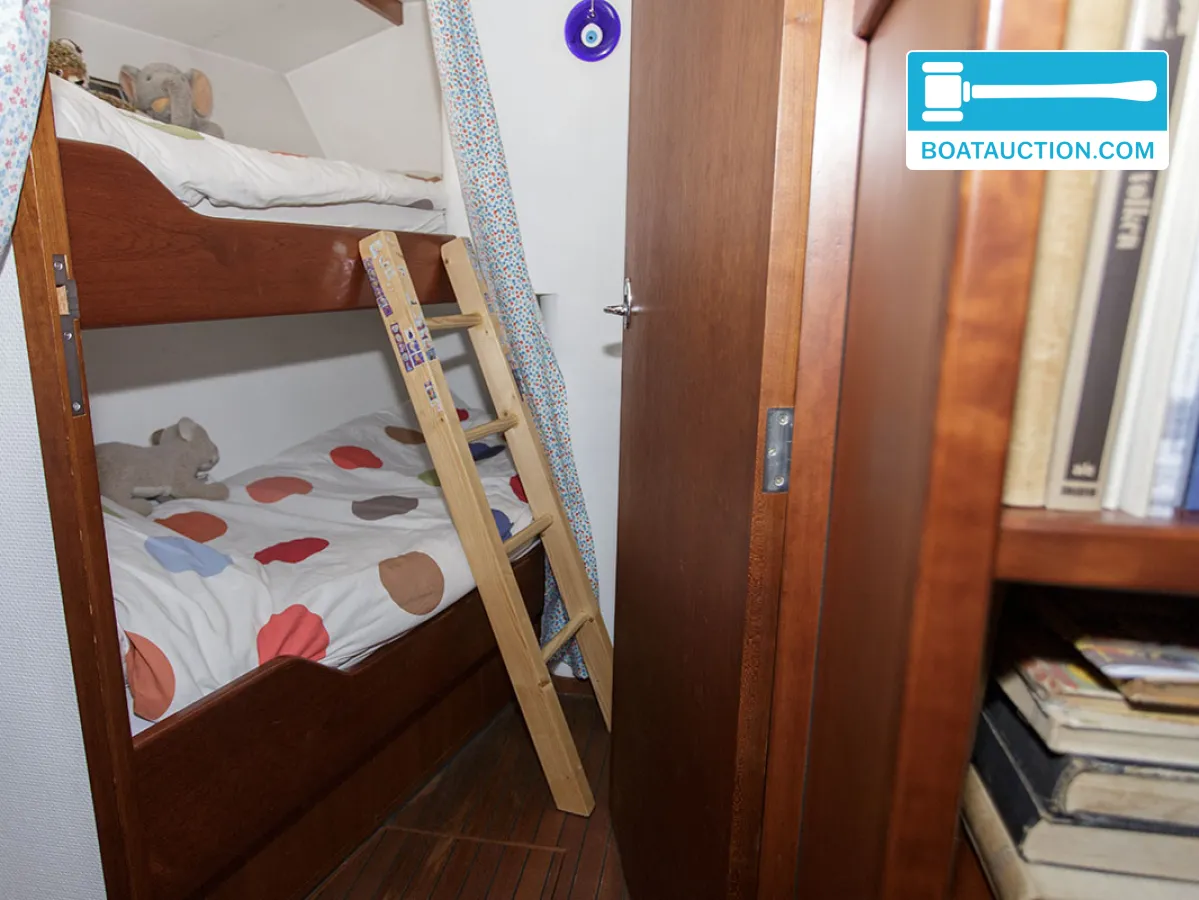 foto: 53 Bateau de patrouille 2300