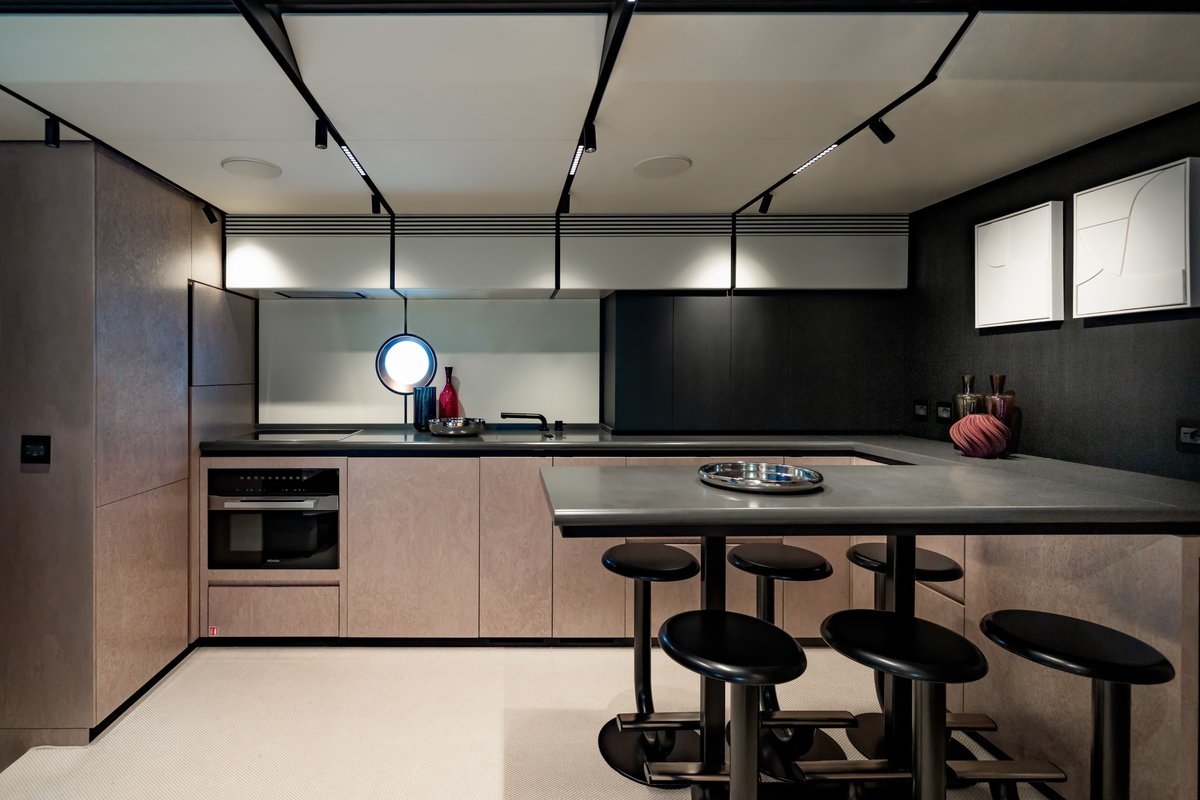 foto: 36 Van Dutch 75 - NEW