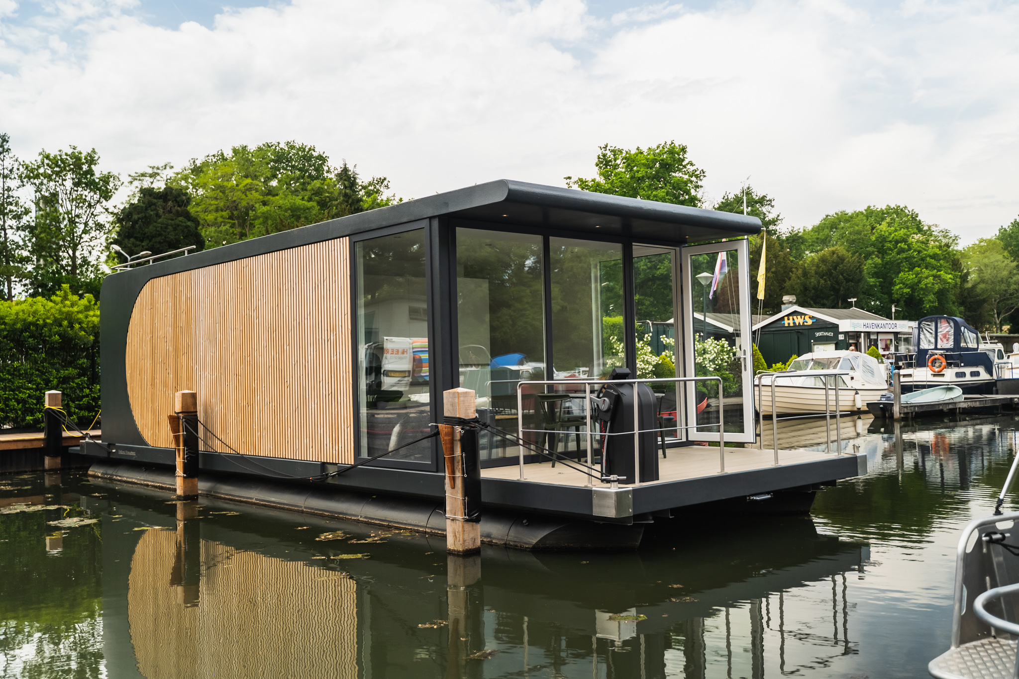 foto: 8 Holland Houseboat Sundeck 41