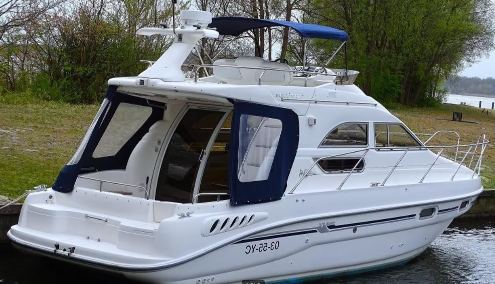 foto: 4 Sealine F33 330 Statesman l Flybridge