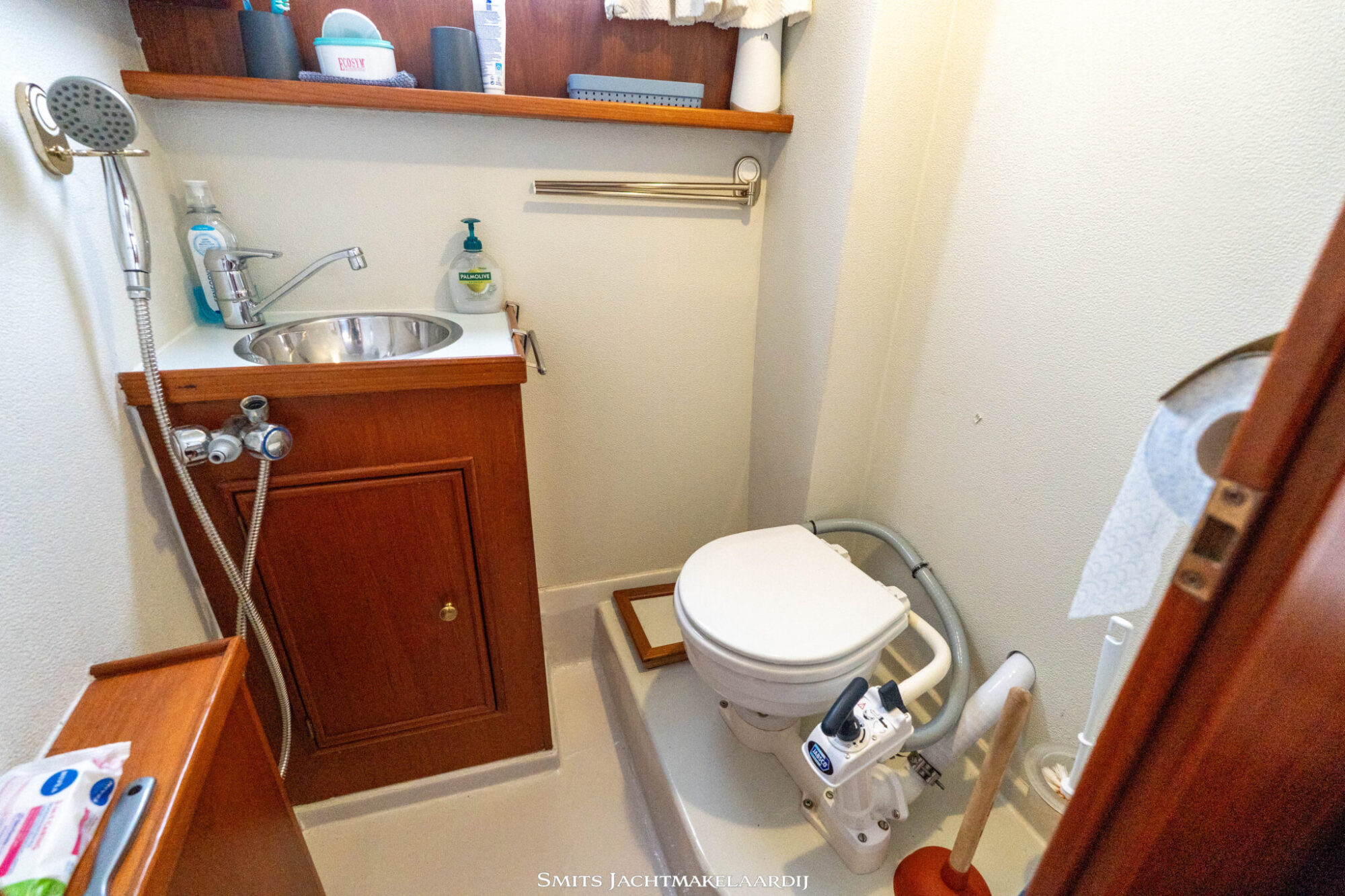 foto: 21 Stevens Columbus Stevens Bakdekkruiser 10.70 AK