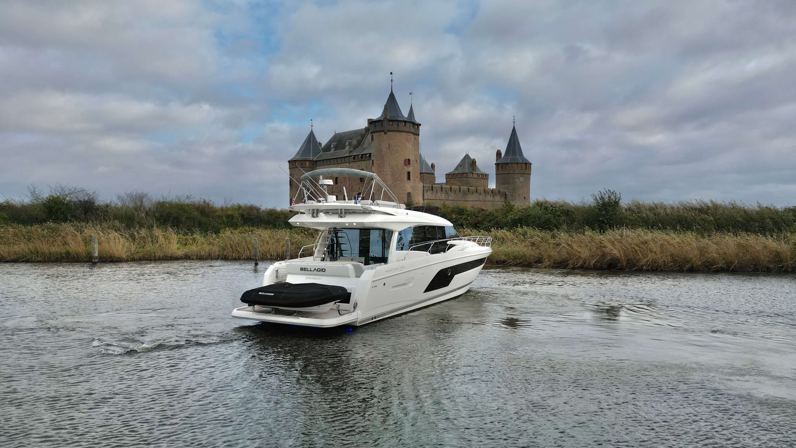 foto: 47 Prestige 590 Flybridge #49