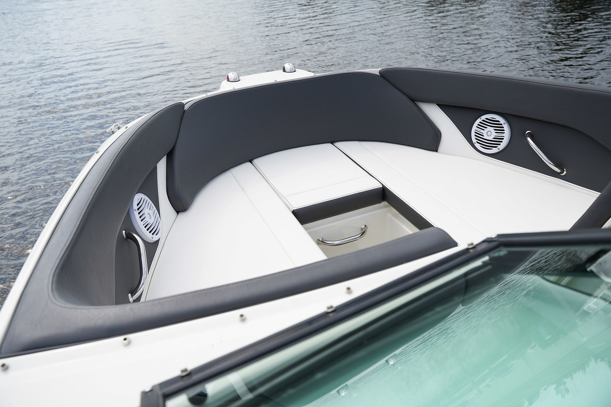 foto: 34 Sea Ray  SPX 230