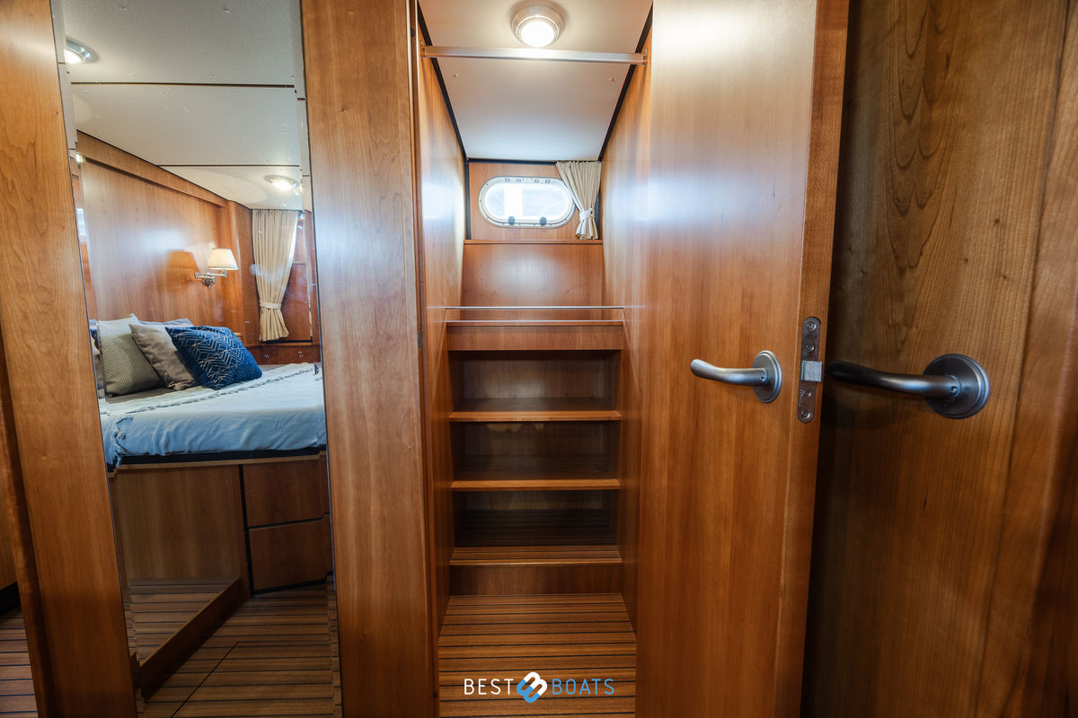 foto: 34 Linssen Grand Sturdy 40.9 AC