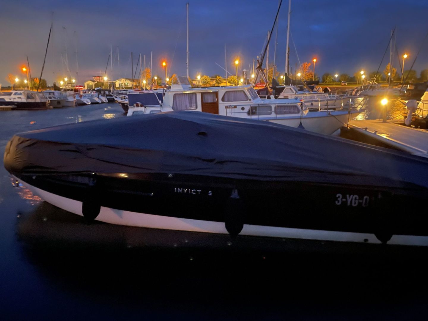 foto: 31 Invictus 280 GT