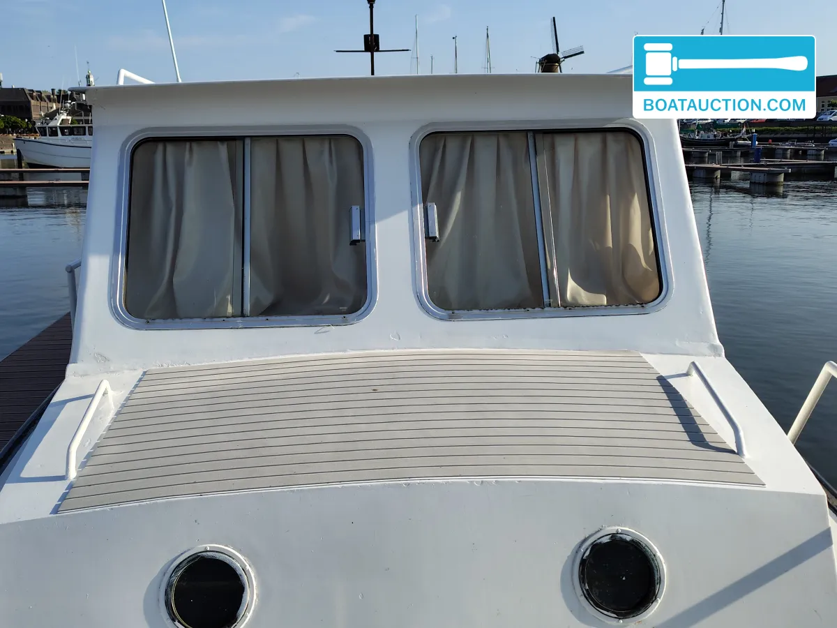 foto: 15 Motorboat 1050
