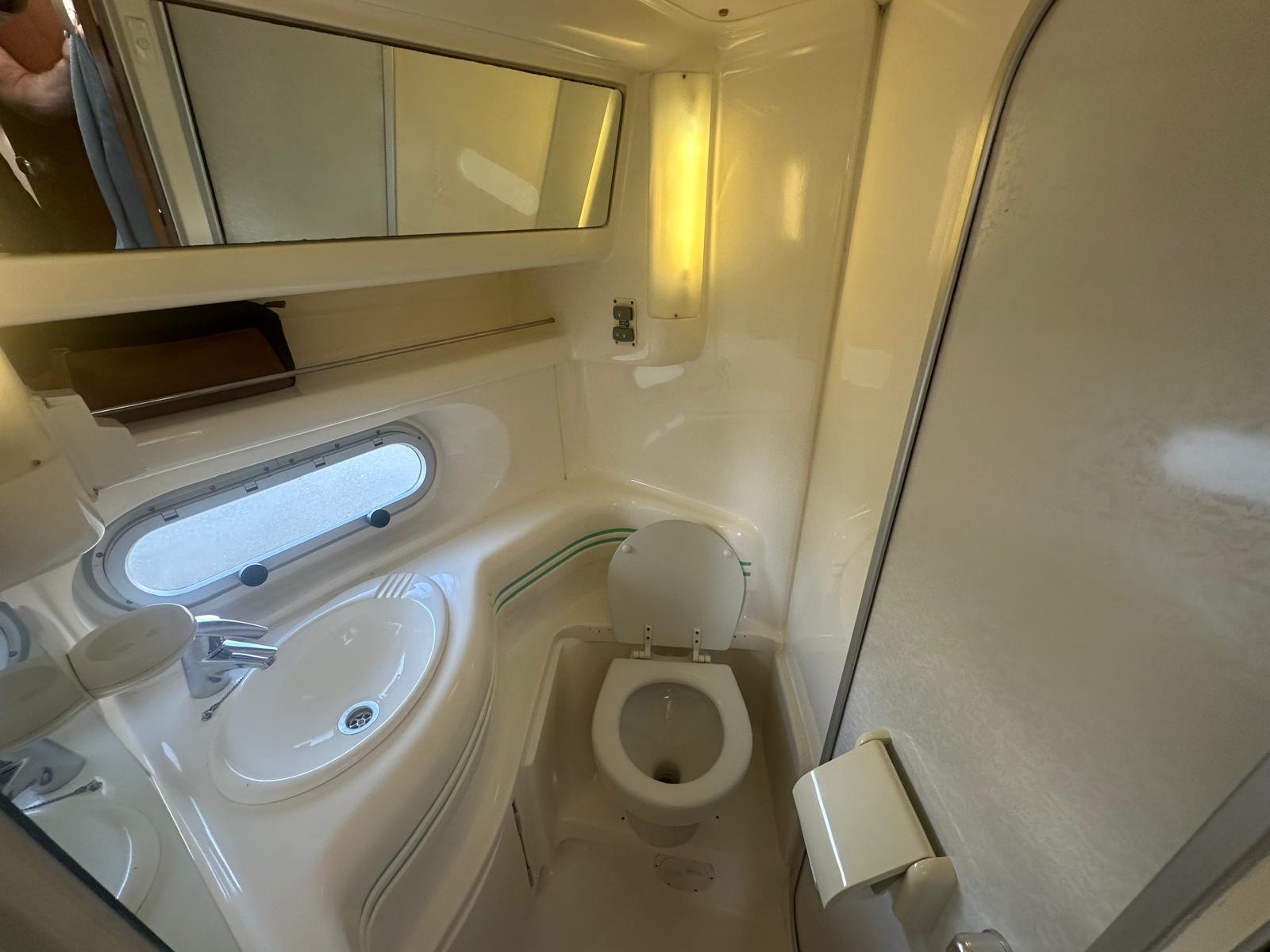 foto: 11 Sealine S 37