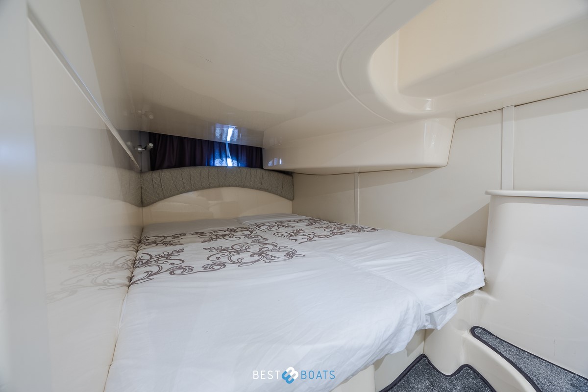 foto: 25 Sessa Marine Oyster 34