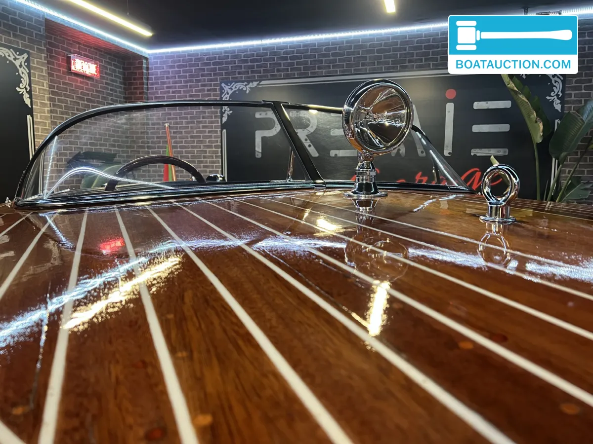 foto: 29 Chris Craft Capri 19