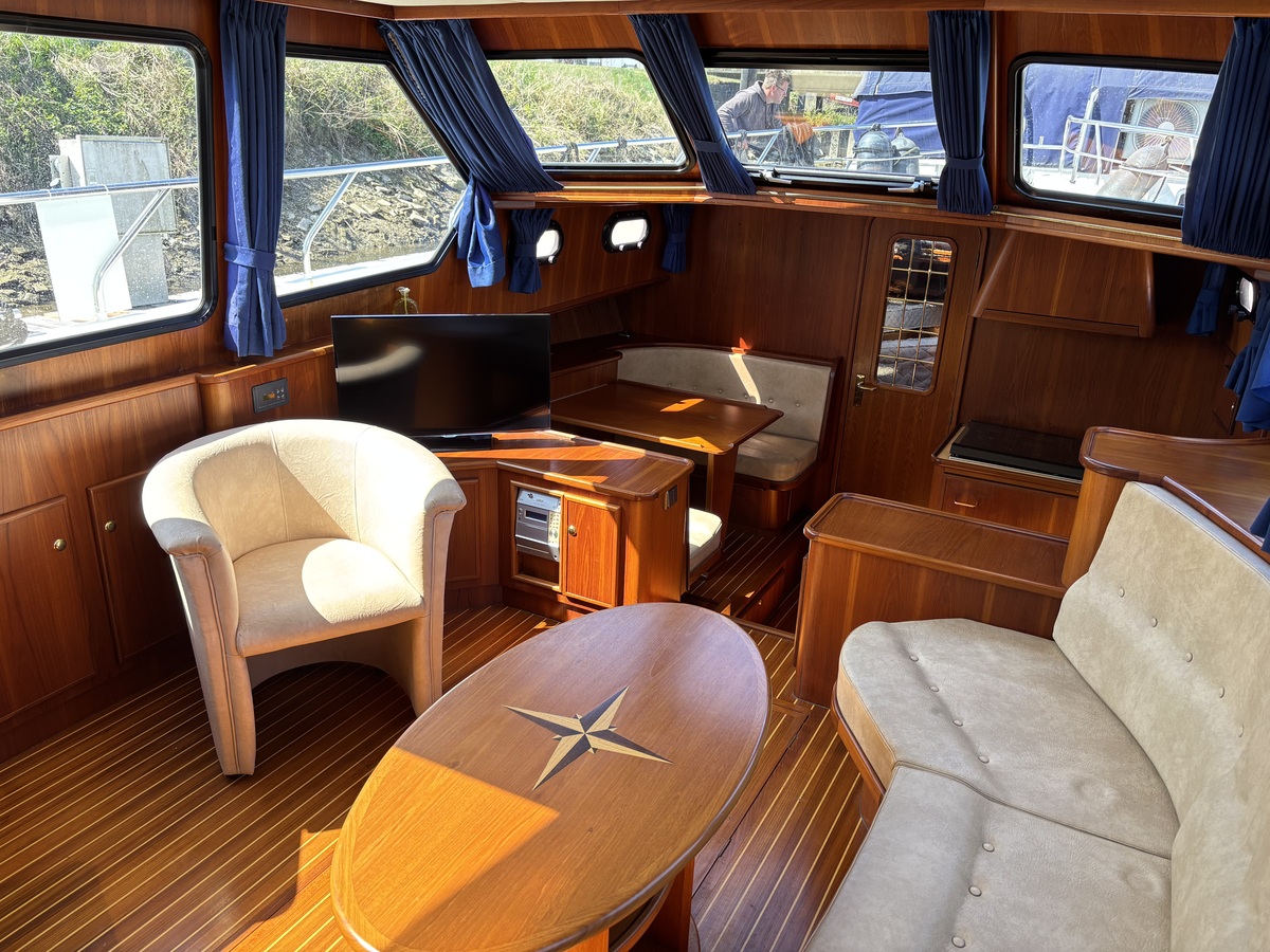 foto: 21 Explorer 45