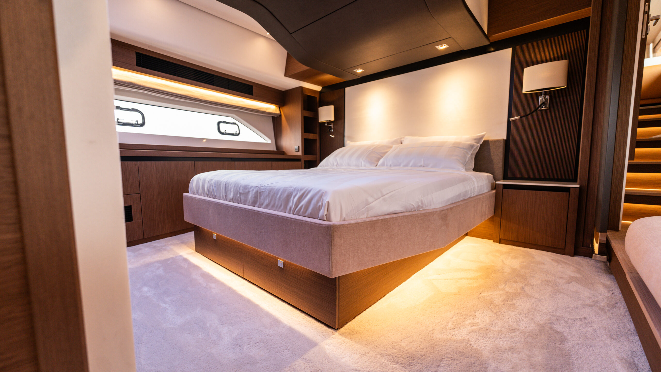 foto: 123 Prestige X70