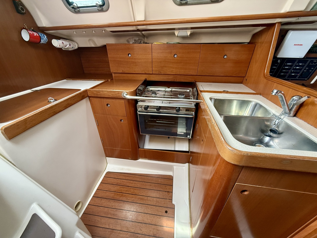 foto: 17 Beneteau Oceanis 321