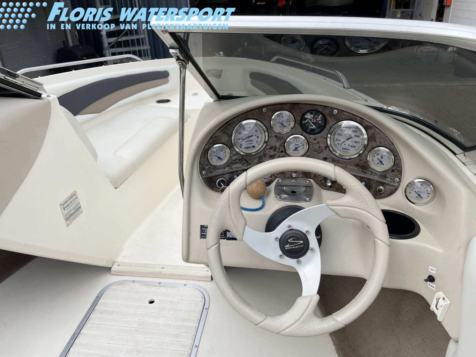 foto: 29 Stingray  190 LX