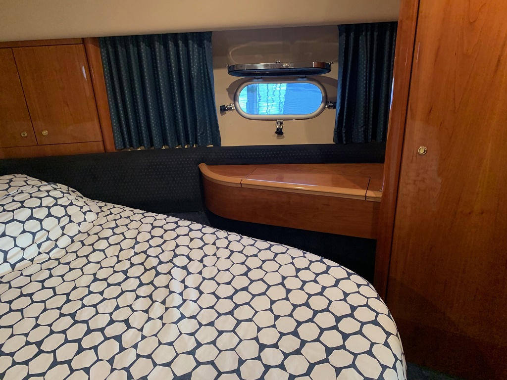 foto: 22 Princess Princess 440 FLY