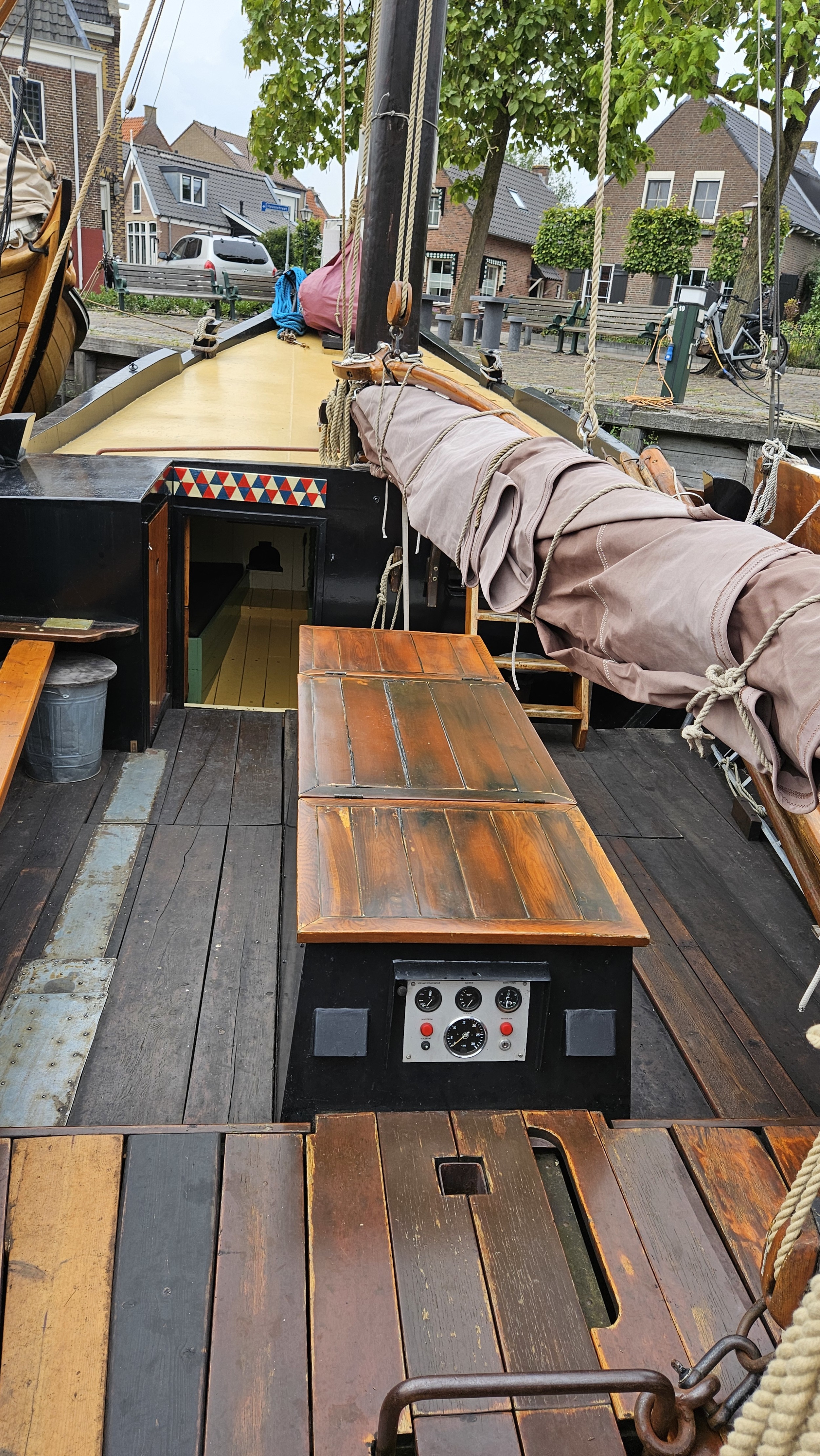 foto: 19 Zeeschouw Visserman