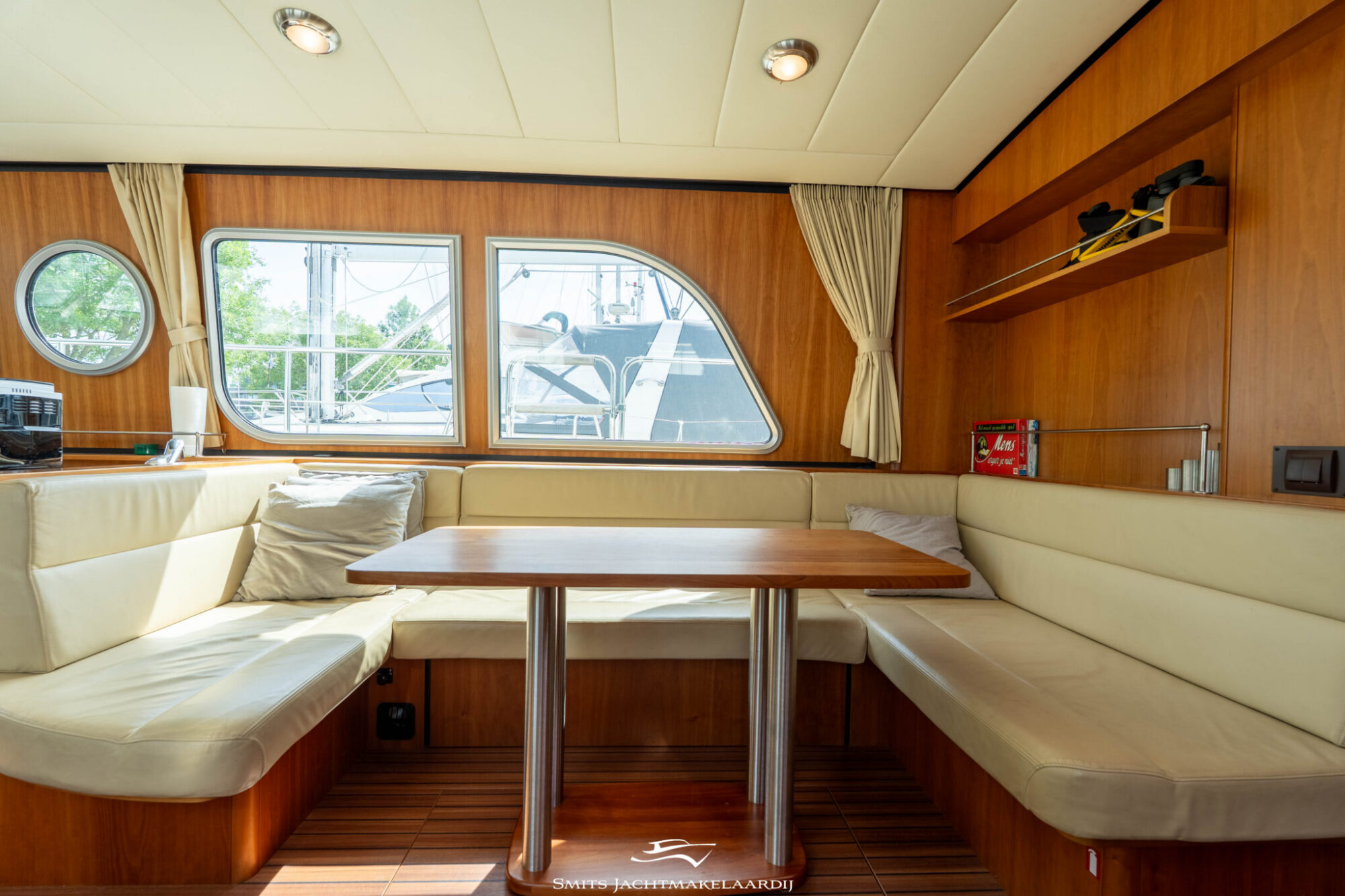 foto: 25 Linssen Linssen Grand Sturdy 43.9 AC