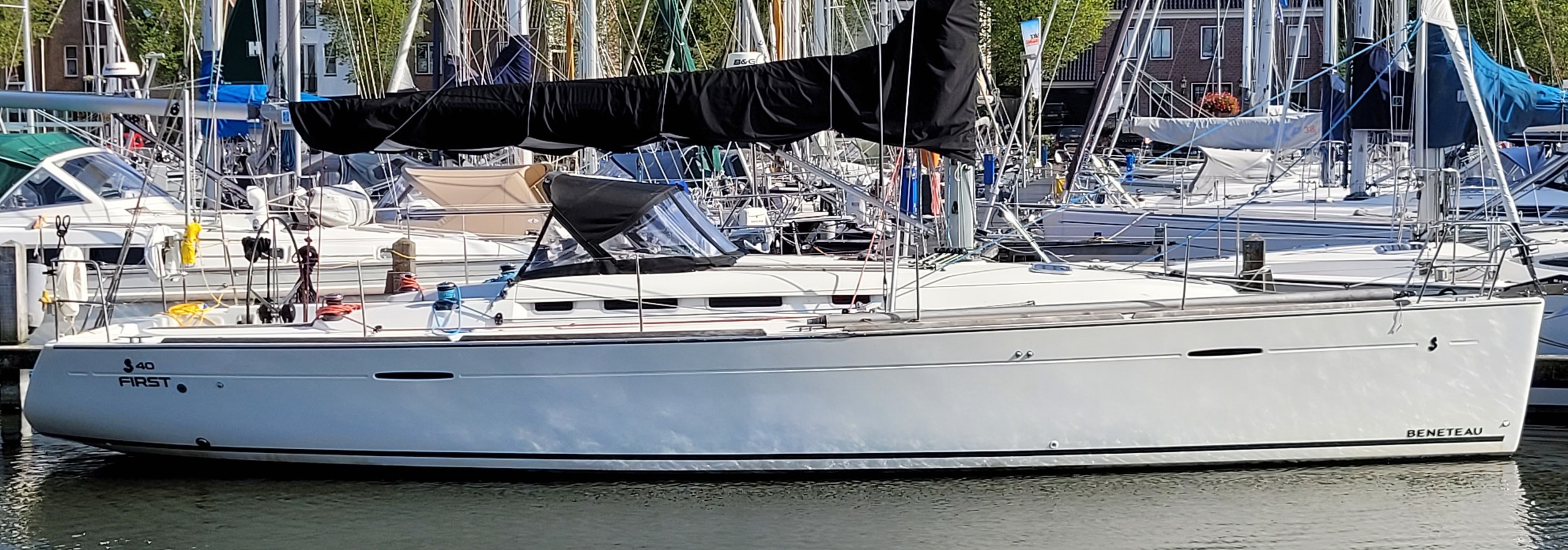 hoofdfoto: 1 Beneteau First 40 