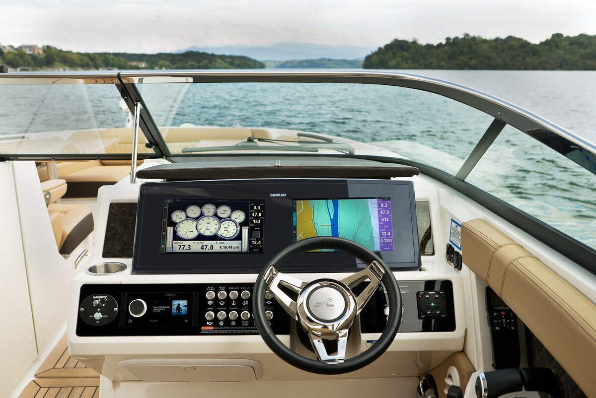 foto: 28 Sea Ray SLX 350 Outboard