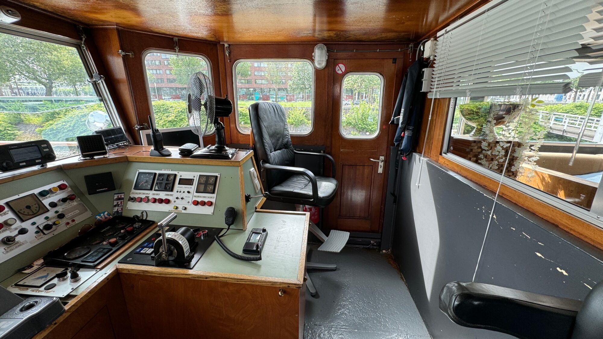 foto: 62 van der Werff Van der Werff Passagiersschip 50.00 VS