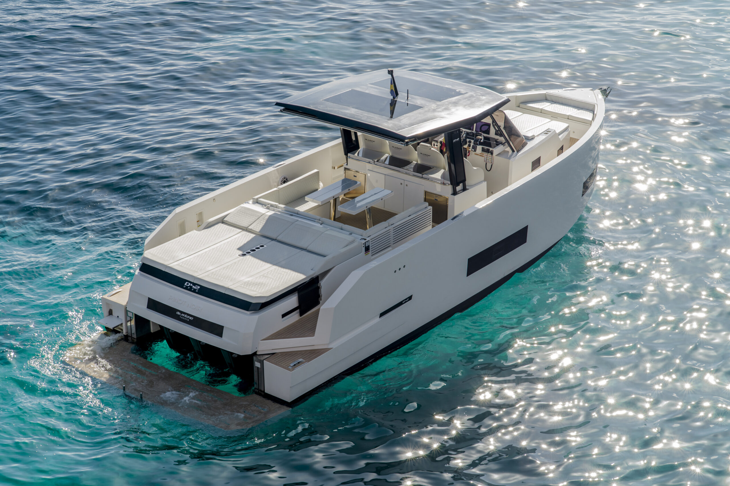 foto: 27 DeAntonio D42