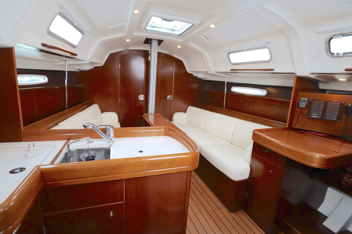 foto: 45 Beneteau  First 36.7 Performance uitvoering