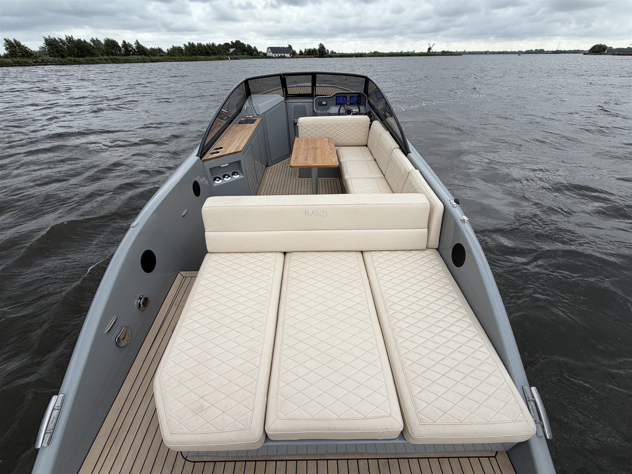 foto: 26 Rand Leisure 28