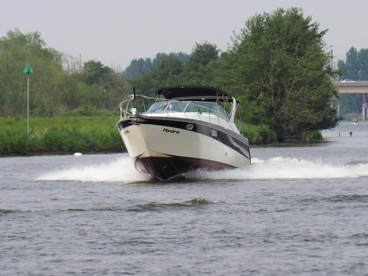 foto: 28 Maxum 3200 SCR